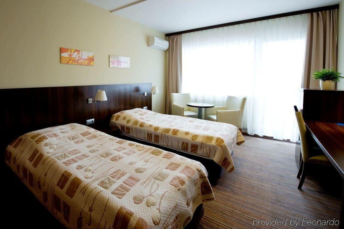 Hotel Bratislava 4* Pozsony